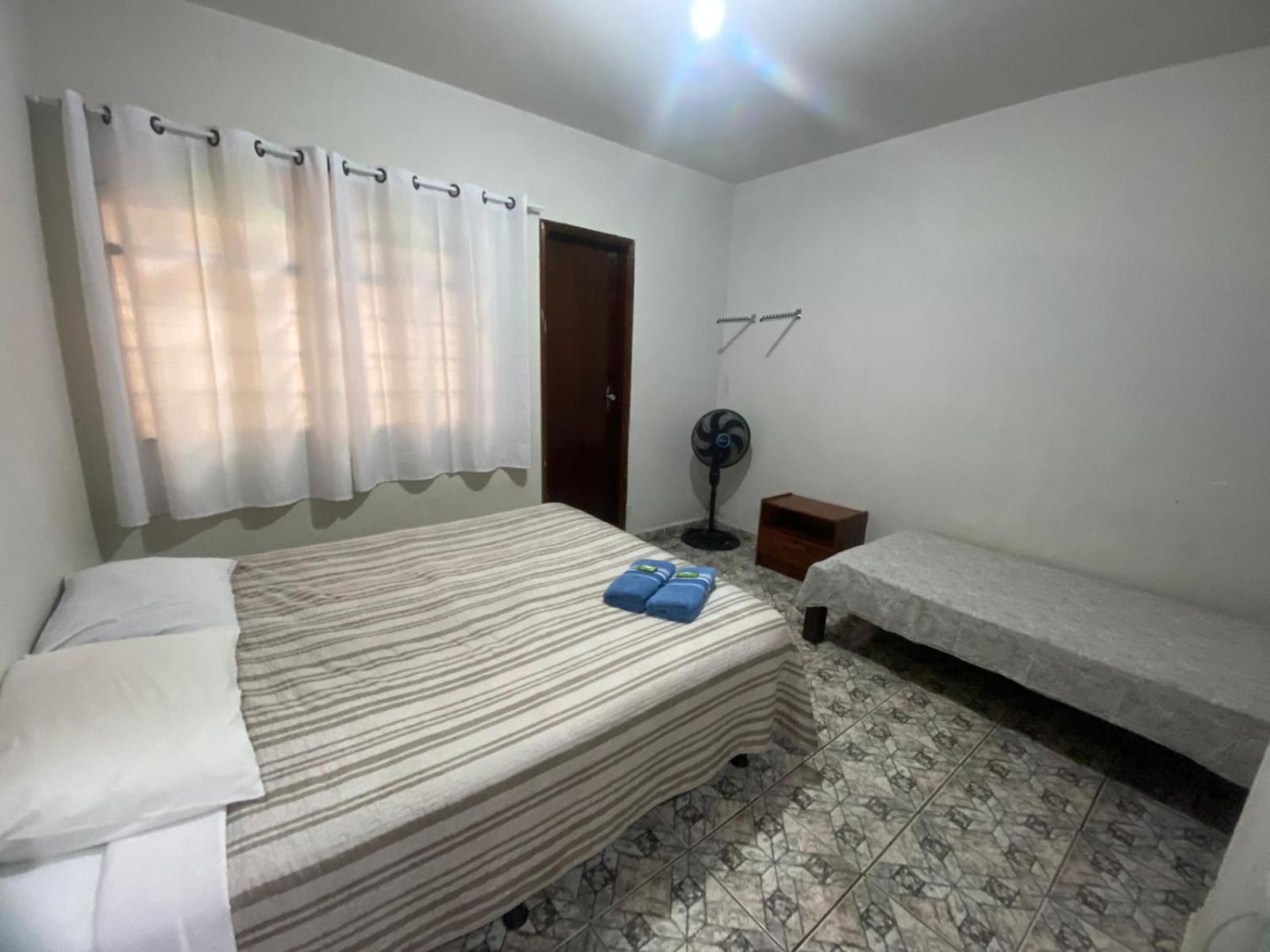 Uberlândia Casas De Temporadas - Hotel Recanto Do Sossego חדר תמונה